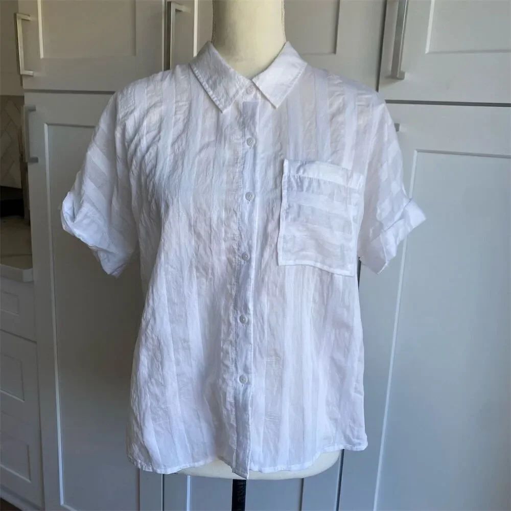 Tribal Women's M White Striped Button-Up Shirt Short Sleeve